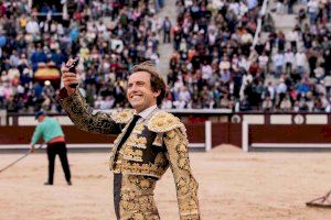 Román comparte con los aficionados en Las Ventas su encerrona de Valencia
