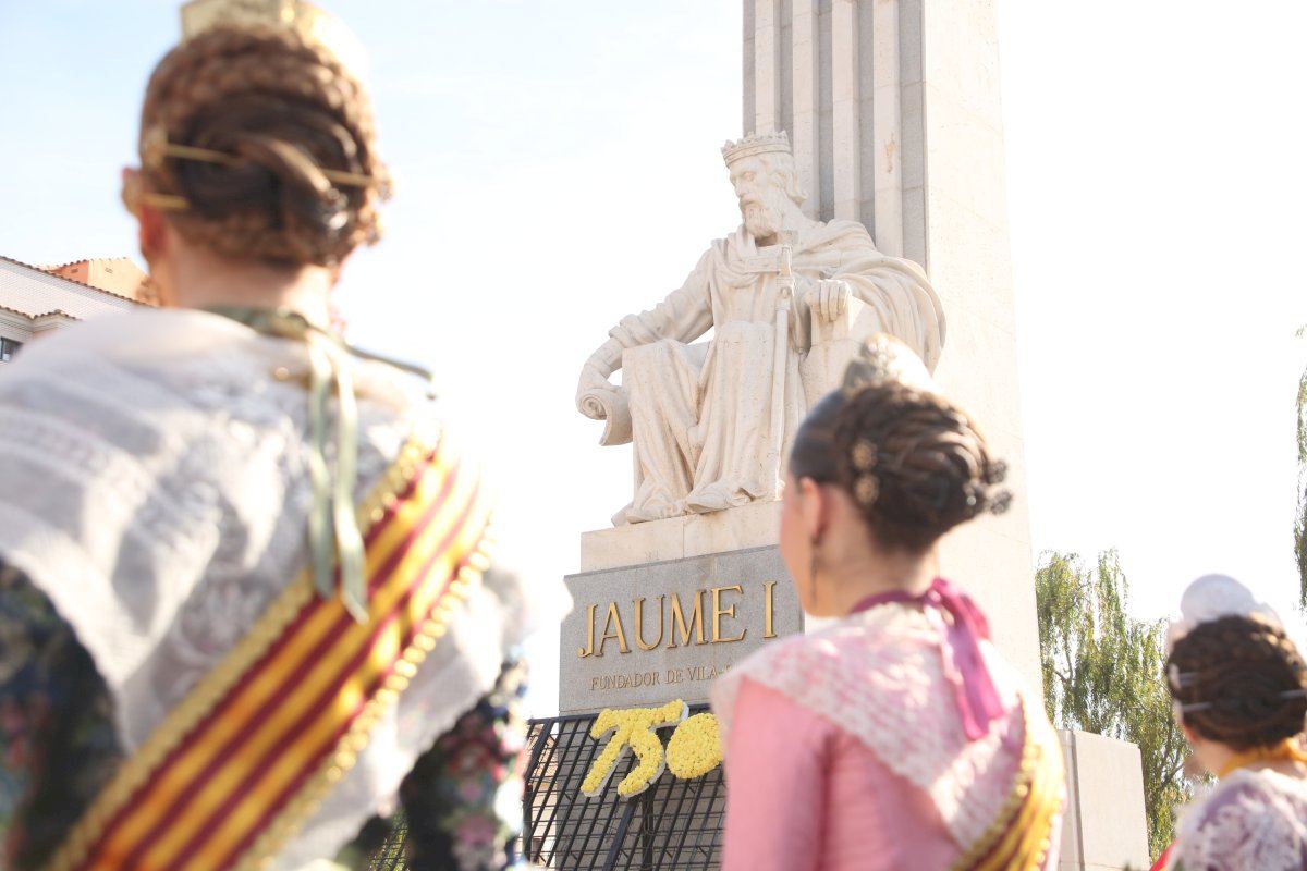 Vila-real rinde homenaje al Rei Jaume I en el 750 aniversario de la Carta Pobla