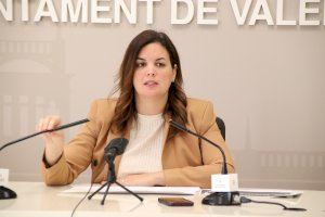 El PSOE pide que se permita a los vecinos participar en las comisiones informativas