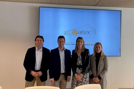 El gobierno municipal, UNIFAM y el profesorado del IES Macià Abela y Canónigo Manchón visitan las nuevas instalaciones de AITEX en Alcoy