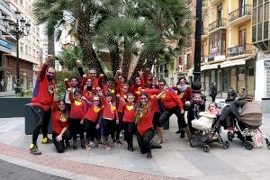El Grupo Scout Sant Francesc celebra la fiesta del deporte en la Marató bp de Castelló