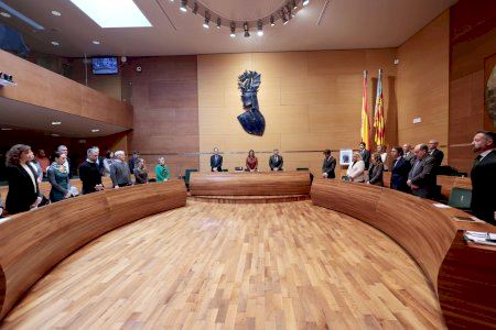 El Ple de València acorda reconéixer el treball dels Bombers i la resta de servicis d'emergència en l'incendi de Campanar