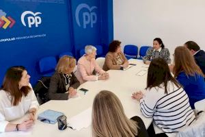 La vicesecretària social del PPCS reunix l'equip de treball que elevarà les demandes de Castelló en la convenció social del PPCV