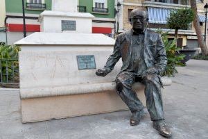 El Pleno del Ayuntamiento de Burjassot aprueba una moción para conmemorar el centenario del nacimiento de Vicent Andrés Estellés