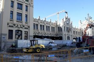 València concede ayudas por 42.000 euros a los comercios de la calle Alacant por las obras de prolongación del metro