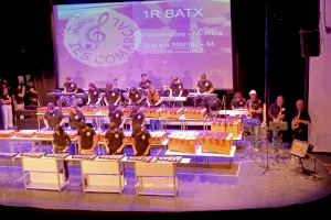 El IES Comarcal brilla en el Teatre Capitoli de Godella con su concierto escolar bajo el proyecto ‘Música para Todos/Todas’