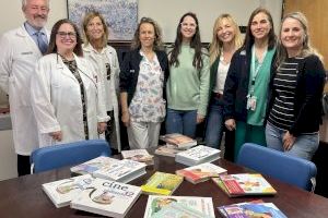 El Hospital Doctor Balmis de Alicante crea una biblioteca especial para mujeres embarazadas que permanecen ingresadas durante varios meses