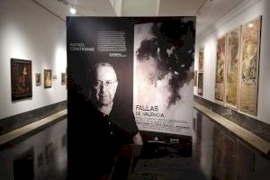 La sala municipal de exposiciones inaugura una muestra sobre cartelismo en torno a la figura de Rafael Contreras