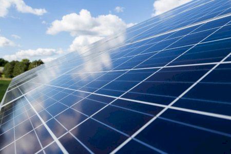 Compromís celebra la retirada de la macroplanta fotovoltaica de Vilafamés i Les Useres
