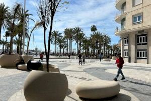 Alicante abre para el disfrute ciudadano la nueva plaza peatonal entre la Rambla y la Explanada
