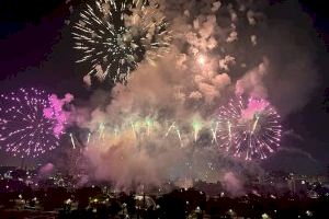 VÍDEO | València vibra amb la 'Nit del Foc', una de les nits més màgiques de l'any