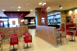 Locura en Vila-real por la comida rápida: otro local de restauración abre sus puertas