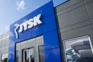 Exitosa apertura de la nueva tienda de JYSK en Pilar de la Horadada con descuentos de hasta un 70%
