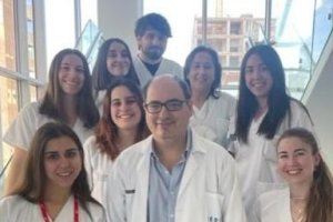 El Hospital Clínico de València demuestra que añadir inmunoterapia al tratamiento estándar mejora la supervivencia en cáncer de cérvix