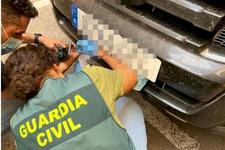 Se da a la fuga tras atropellar a una mujer y dejarla herida grave en Aldaia: una laboriosa investigación da con el conductor