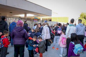 La Escoleta de Pasqua abre sus puertas a 170 niños de Onda para fomentar la conciliación familiar