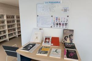 La Biblioteca Municipal de Vila-real estrena La Pissarra, un nuevo centro de interés temático