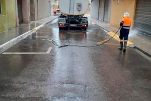 La SAG establece un programa anual de baldeos con agua a presión para mejorar la limpieza de las calles