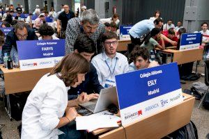 40 jóvenes de la Comunitat Valenciana competirán por el título de mejor empresario virtual de España