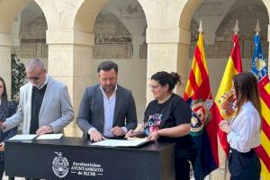 El Ayuntamiento firma 18 convenios con entidades sociales del municipio
