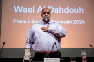 La Unió de Periodistes Valencians lliura el premi Llibertat d'Expressió a Wael Al-Dahdouh