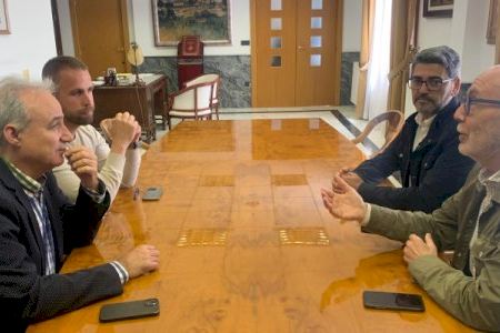 Gabaldón se reúne con José Forés y Luis Martínez, para abordar la actual situación del sector agrario y ganadero