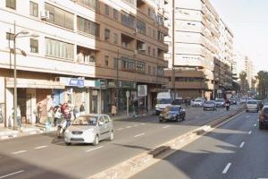 Un Guardia Civil salva a una joven en la avenida Giorgeta de Valencia: "La actuación fue exquisita y perfecta"