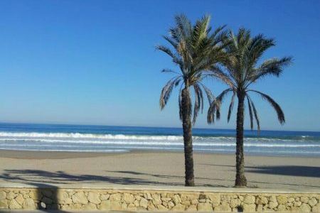 Estes són les tres platges valencianes que la revista National Geographic premia com les millors per a refrescar-se i relaxar-se