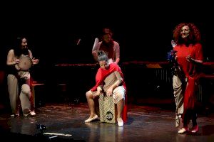 Catarroja acoge a Les Percudones con el espectáculo ‘Quan les deesses tocaven els tambors’