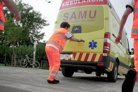 Diversos accidents de trànsit, una parada o una ennuegada mobilitzen als servicis sanitaris a la província de València