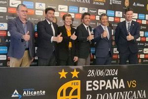 'La Familia’ vuelve a Alicante 17 años después para un amistoso de baloncesto contra la República Dominicana