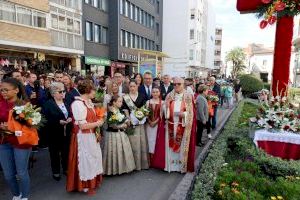La celebración de la Fiesta de La Creu marca el inicio del mes de mayo en Benidorm