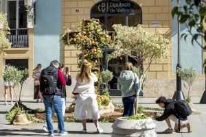 La Diputació de València se suma a la festivitat de la Creu de Maig