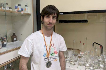 Un alumne de l'IES Gilabert de Centelles de Nules s'alça amb una medalla de plata en l'Olimpíada Espanyola de Química
