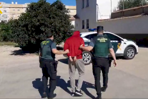 La Guardia Civil detiene a un hombre con 115 gramos de cocaína en el interior de su vehículo en Silla