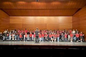 70 alumnos participaron en el “I Concert d’Intercanvi de Cors Escolars” en l’Auditori de La Nucía