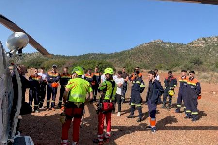 27 alumnos de toda la Comunitat Valenciana se forman con los bomberos de Castellón
