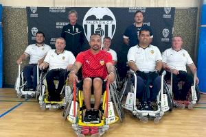 El equipo de fútbol en silla de ruedas del Valencia CF gana el clásico y se clasifica para la final de la Liga