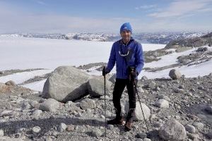 Un alpinista de Castellón zarpa a Groenlandia para explorar 1.600 kilómetros de hielo y viento