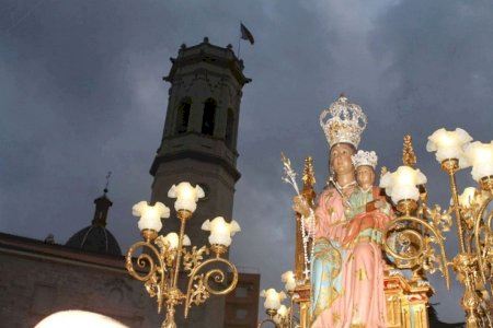 Fiesta grande en Burriana por el XXV aniversario de la Coronación Pontificia de la Mare de Déu de la Misericòrdia
