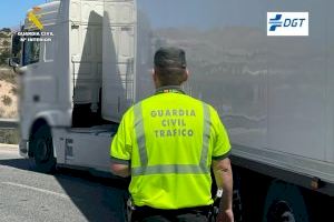 Camionero kamikaze en Alicante: sextuplica la tasa de alcohol y escapa del control en la AP-7