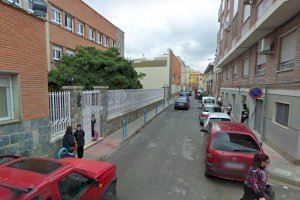 Alerta en l'eixida del ‘col·le’ en un municipi d'Alacant: Enxampen a un conductor multidrogat i sense carnet amb el cotxe de la seua mare