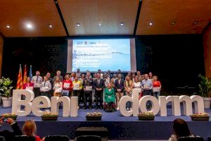 Benidorm presenta un plan pionero de transporte turístico accesible para consolidarse como destino cien por cien inclusivo