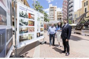 L'alcalde de Gandia visita la plaça del Llibre