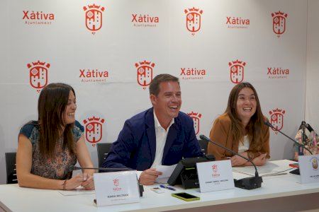 Gisela Carpintero Alventosa y Gisela Huerta Cardos serán las Falleras Mayores de Xàtiva 2025