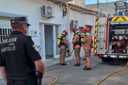 Arde una planta baja de la calle San Rafael en Castellón