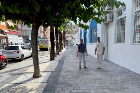 Finalitzen les obres de millora de la vorera enfront del centre mèdic d’Alcossebre Finalitzen les obres de millora de la vorera enfront del centre mèdic d’Alcossebre