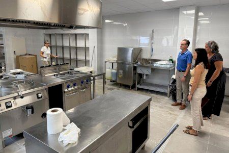 L'alumnat del CEIP La Mola d’Alcossebre començarà el curs amb nous menjador i cuina L'alumnat del CEIP La Mola d’Alcossebre començarà el curs amb nous menjador i cuina