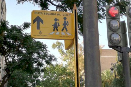 Hi haurà classe aquest dimarts en la Comunitat Valenciana? Tots els ulls posats en la decisió dels ajuntaments Hi haurà classe aquest dimarts en la Comunitat Valenciana? Tots els ulls posats en la decisió dels ajuntaments