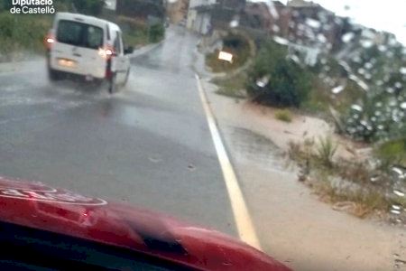 Rescats i talls per les pluges a Castelló i València Rescats i talls per les pluges a Castelló i València